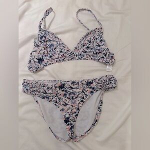 Athleta, two piece swim suit. Size small.